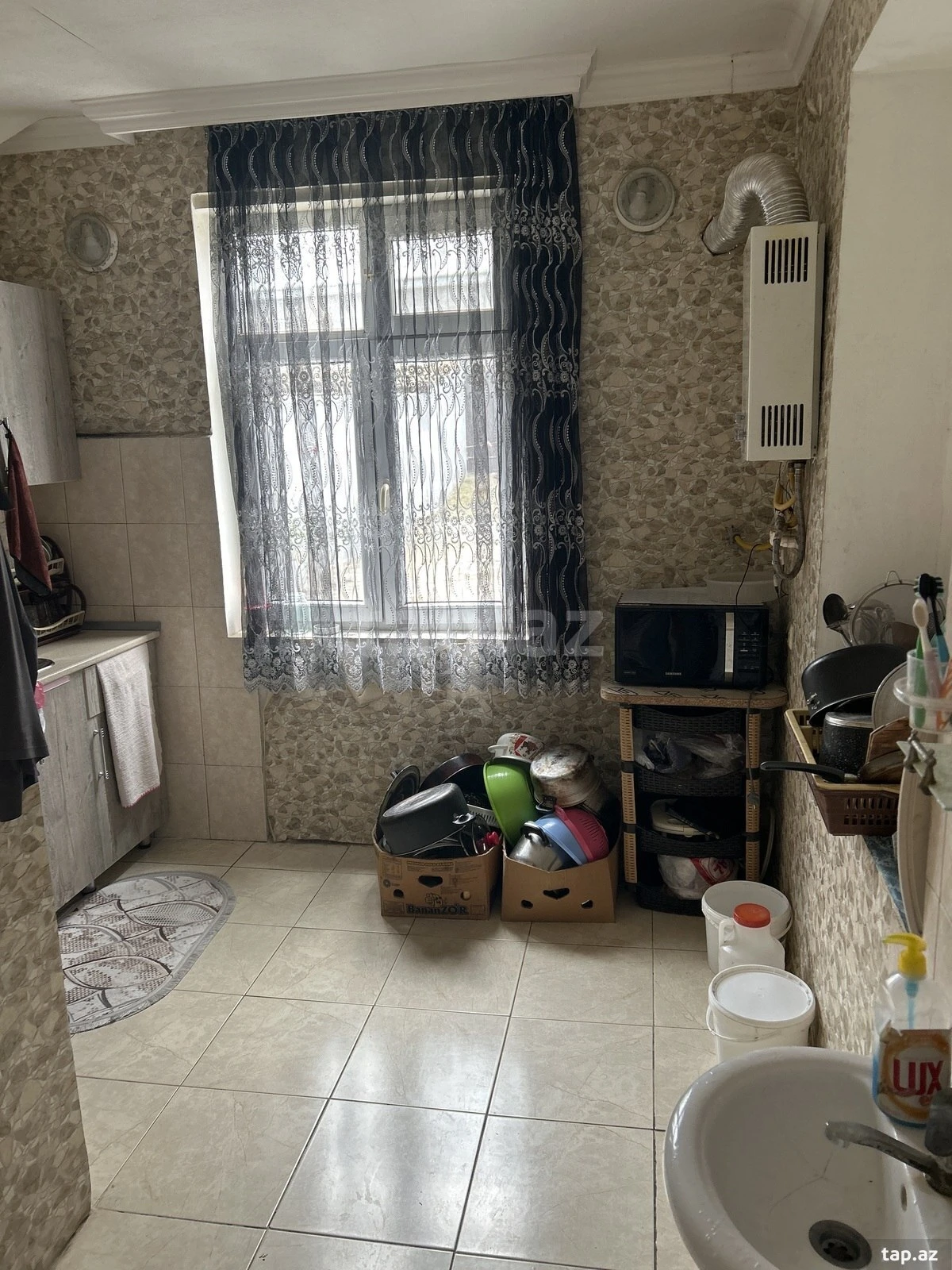 Satılır 5 otaqlı həyət evi