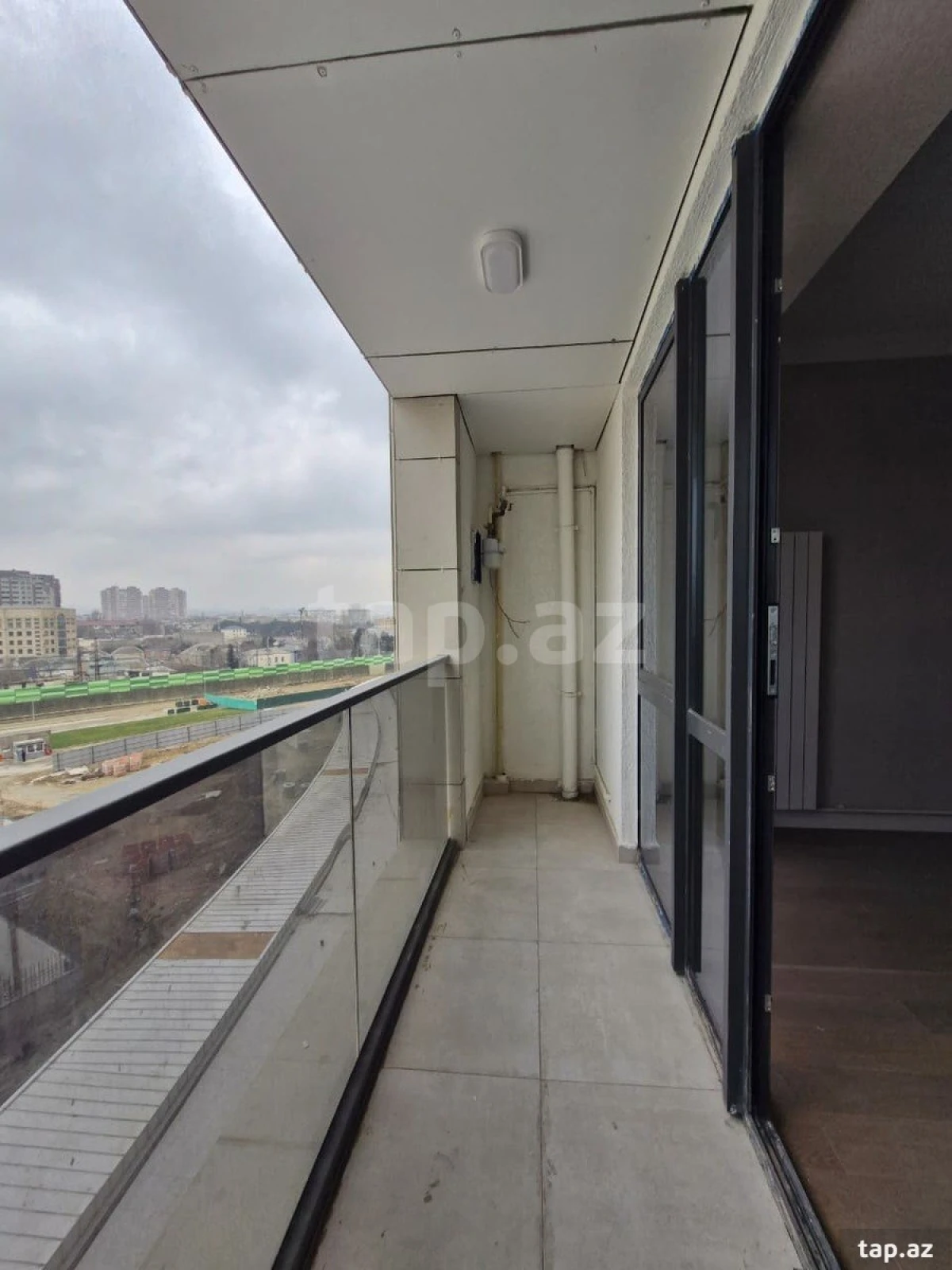 Satılır 2 otaqlı yeni tikili 59 m²