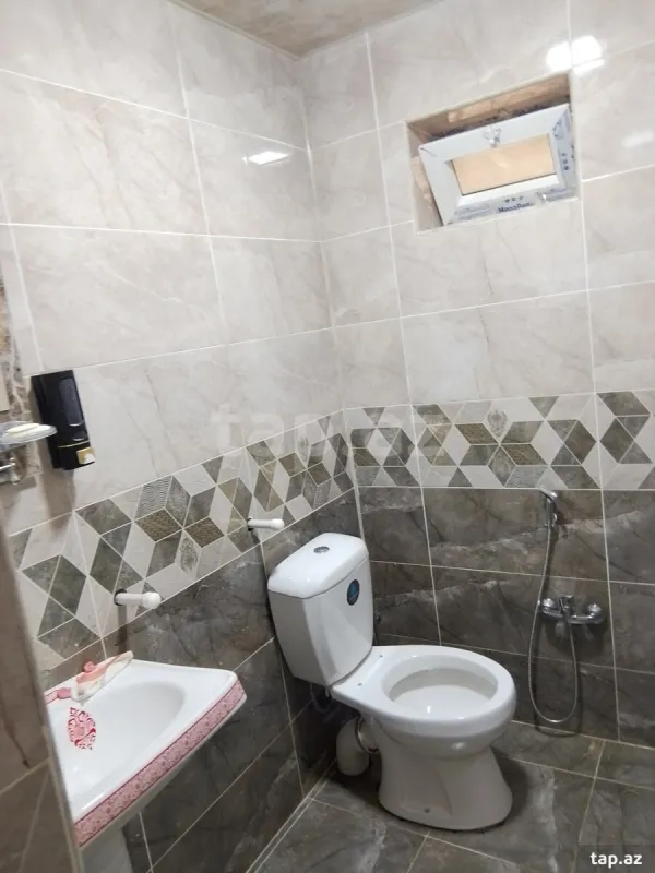 Satılır 3 otaqlı həyət evi