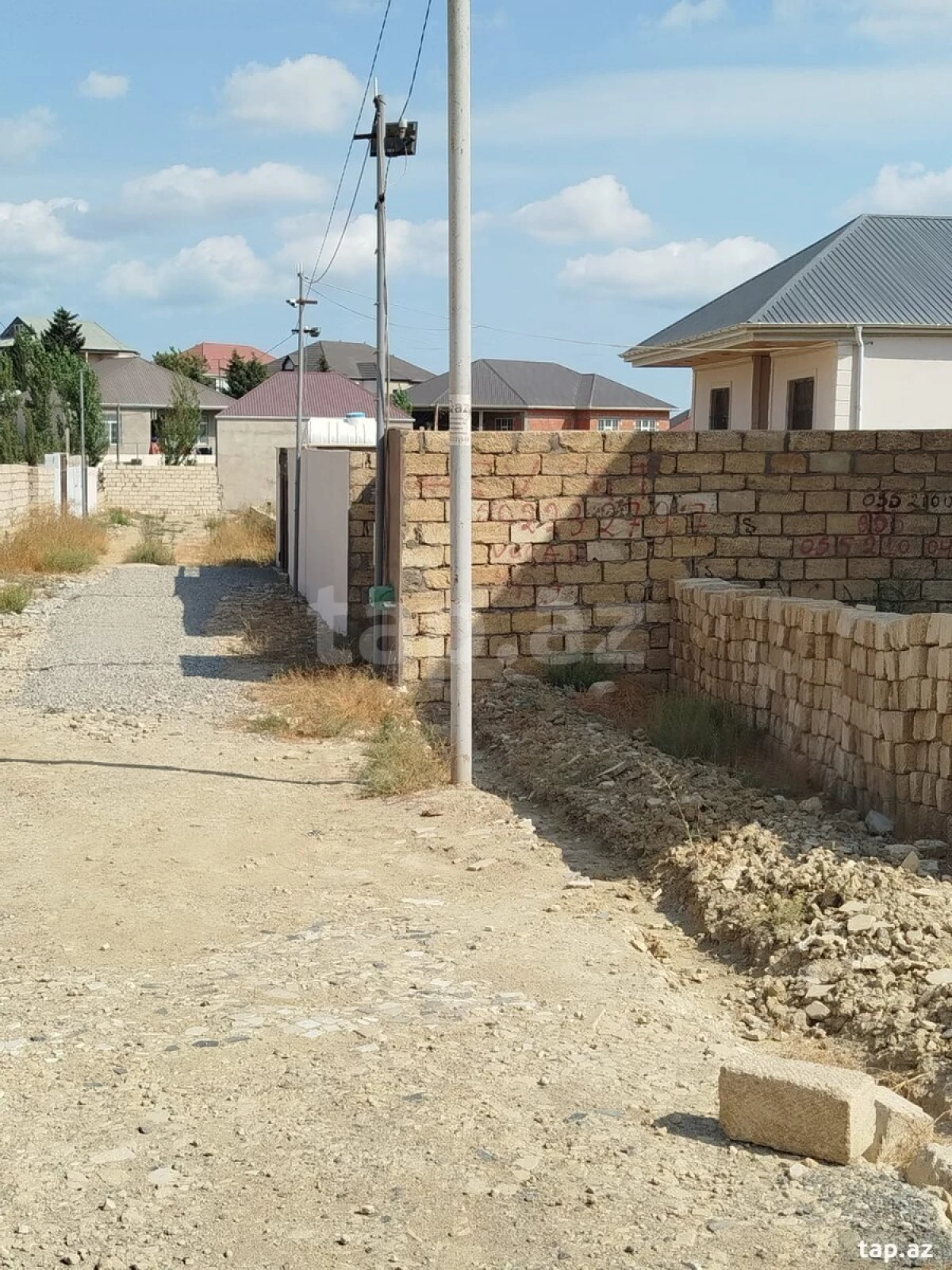 Satılır 3 otaqlı həyət evi 132 m²