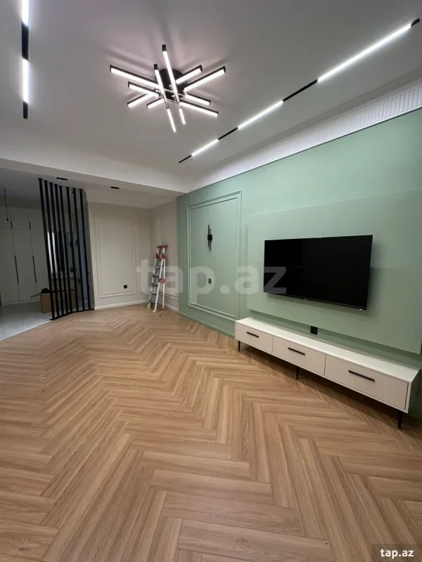 Kirayə verilir 3 otaqlı yeni tikili 110 m²