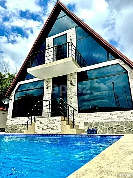 Satılır 4 otaqlı həyət evi