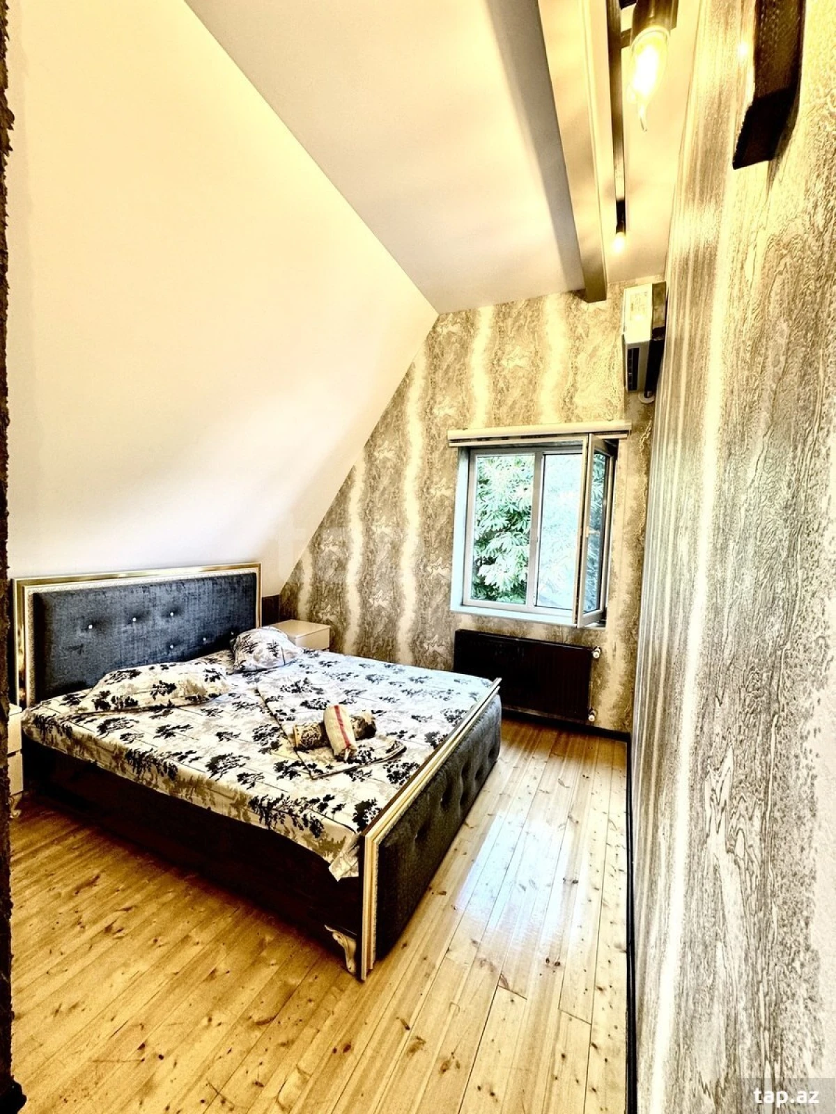 Satılır 4 otaqlı həyət evi