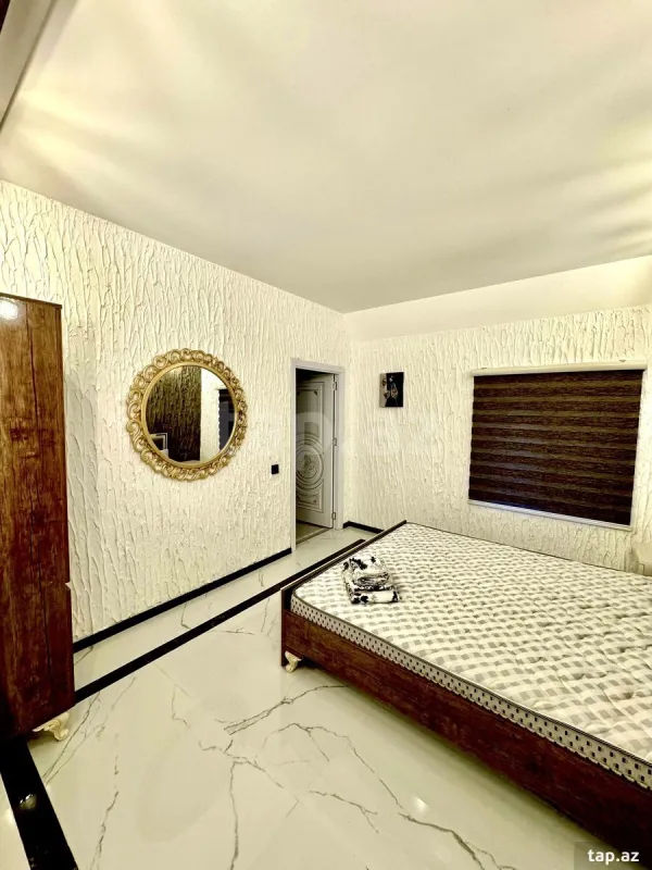 Satılır 4 otaqlı həyət evi