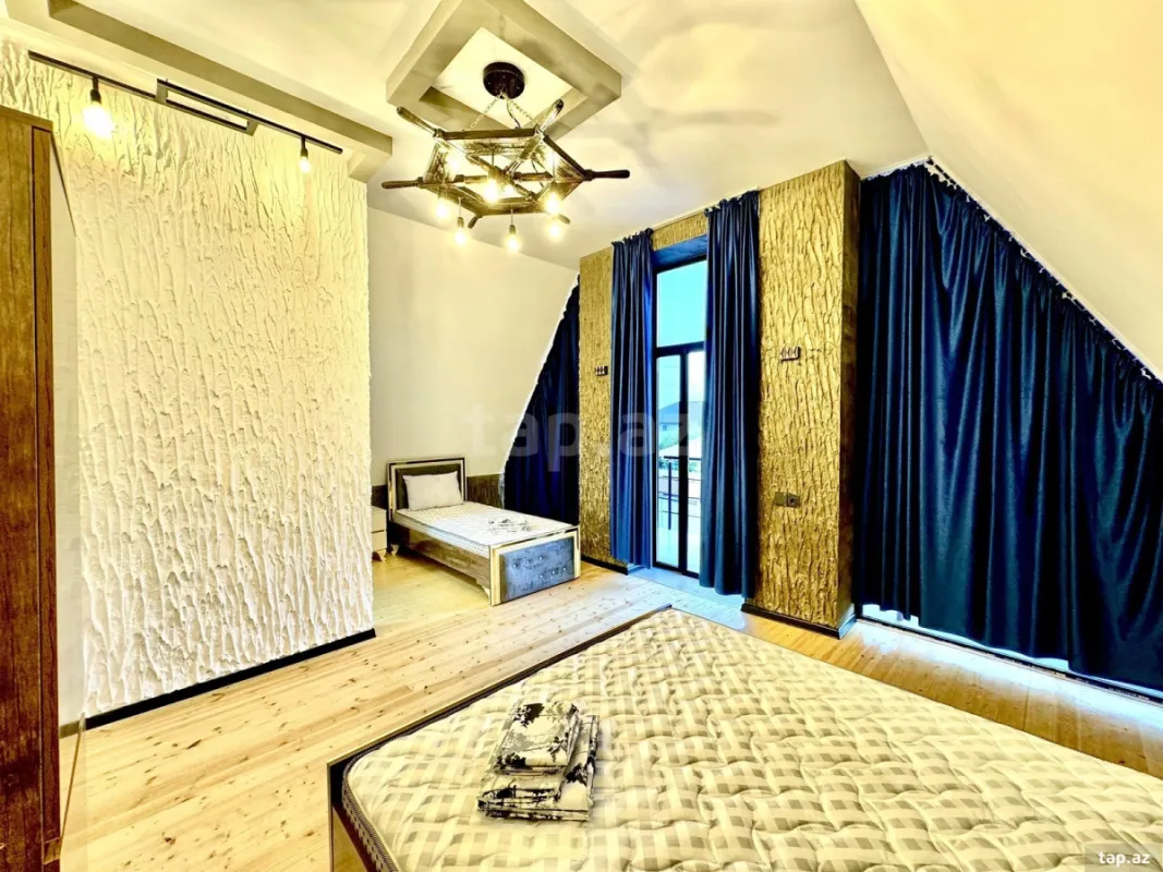 Satılır 4 otaqlı həyət evi