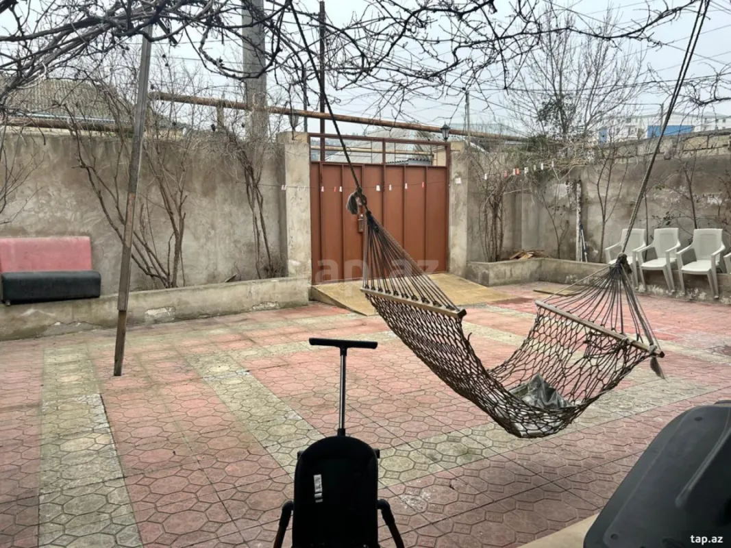 Satılır 4 otaqlı həyət evi 100 m²