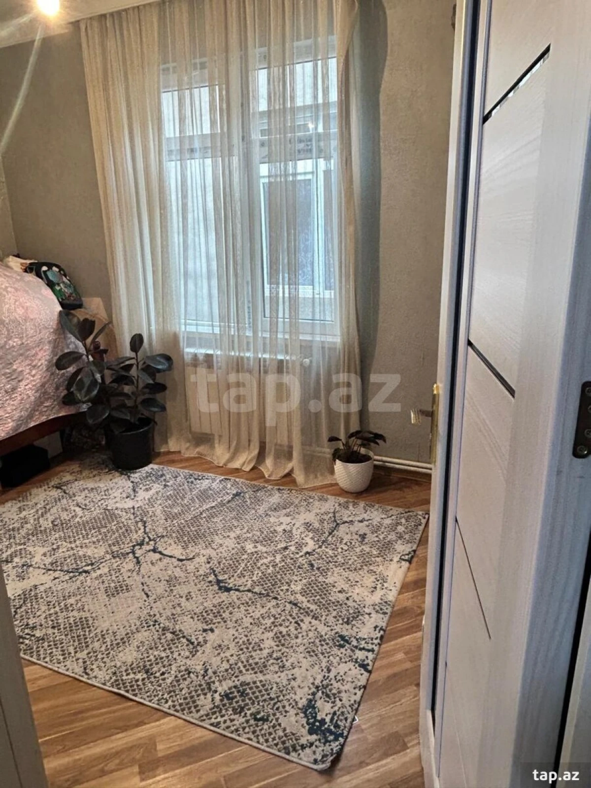 Satılır 4 otaqlı həyət evi 100 m²