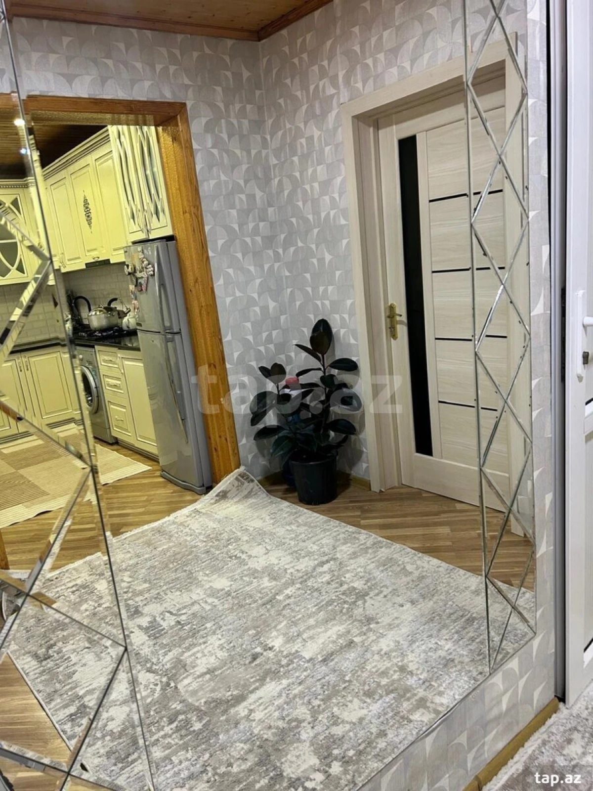 Satılır 4 otaqlı həyət evi 100 m²