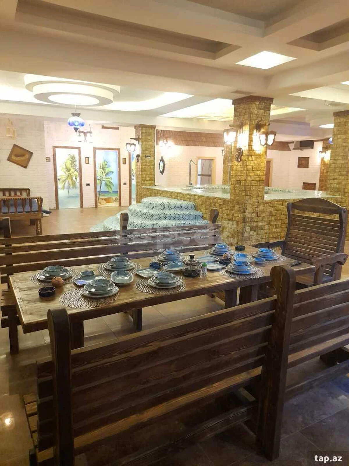 Satılır 8 otaqlı həyət evi 900 m²