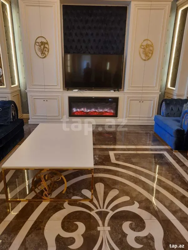 Satılır 8 otaqlı həyət evi 900 m²