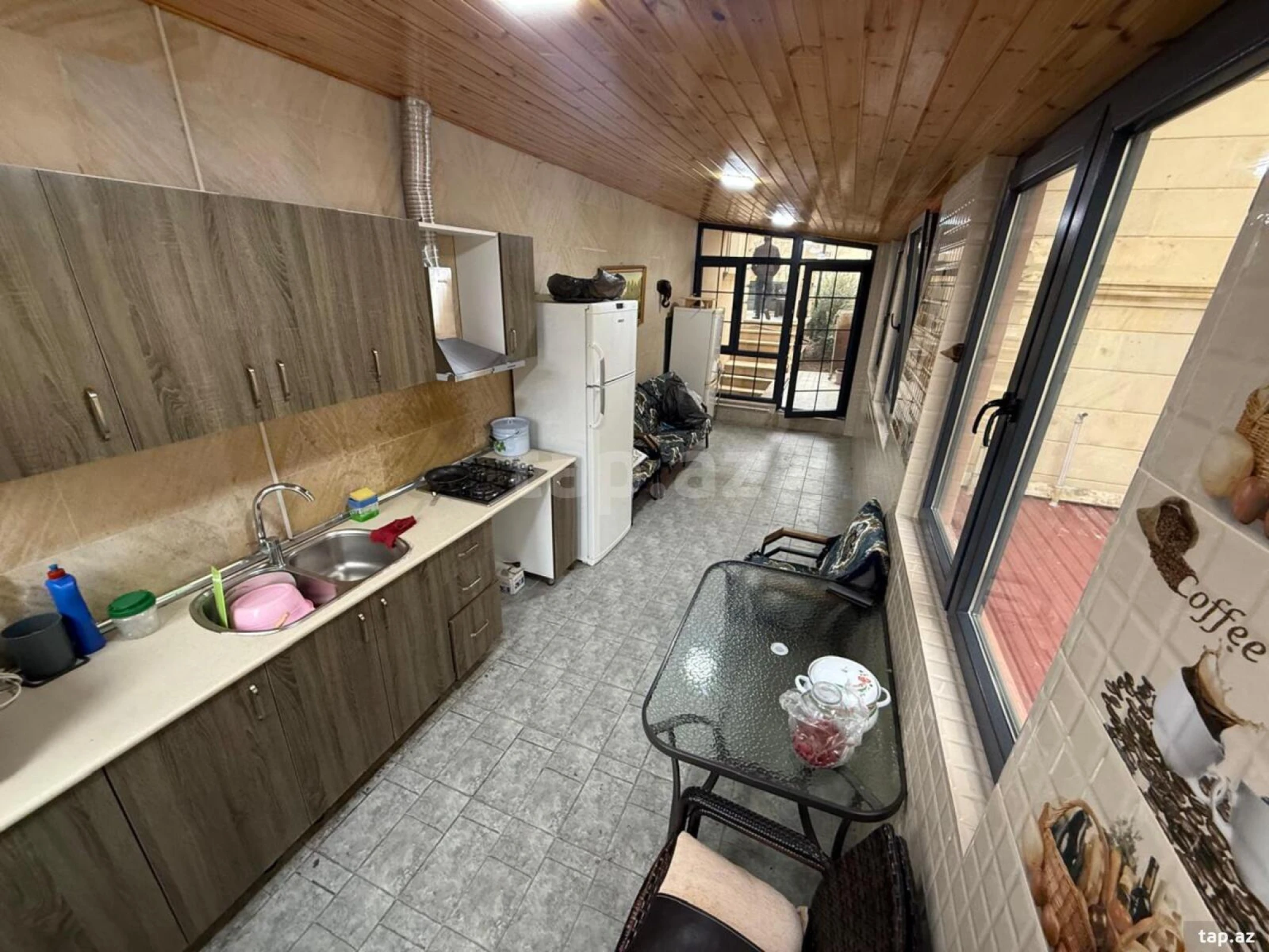 Satılır 5 otaqlı həyət evi