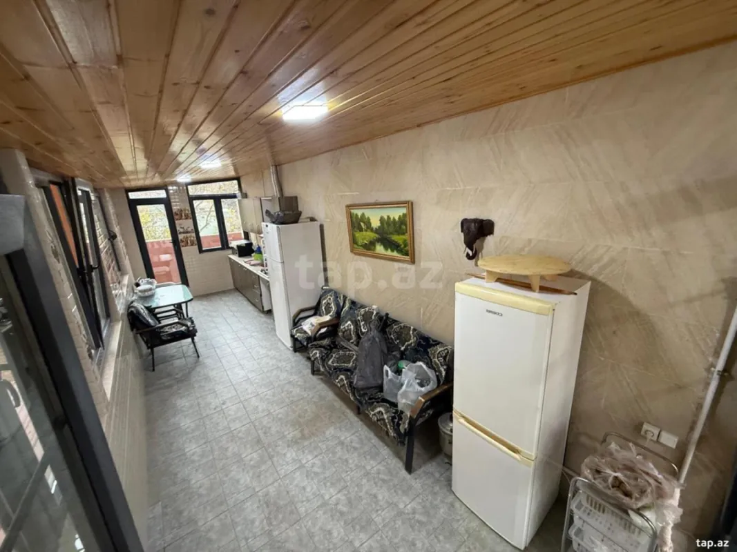 Satılır 5 otaqlı həyət evi