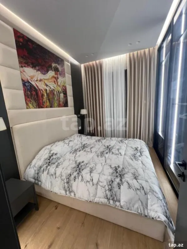 Kirayə verilir 2 otaqlı yeni tikili 78 m²