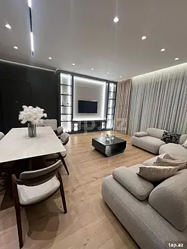 Kirayə verilir 2 otaqlı yeni tikili 78 m²