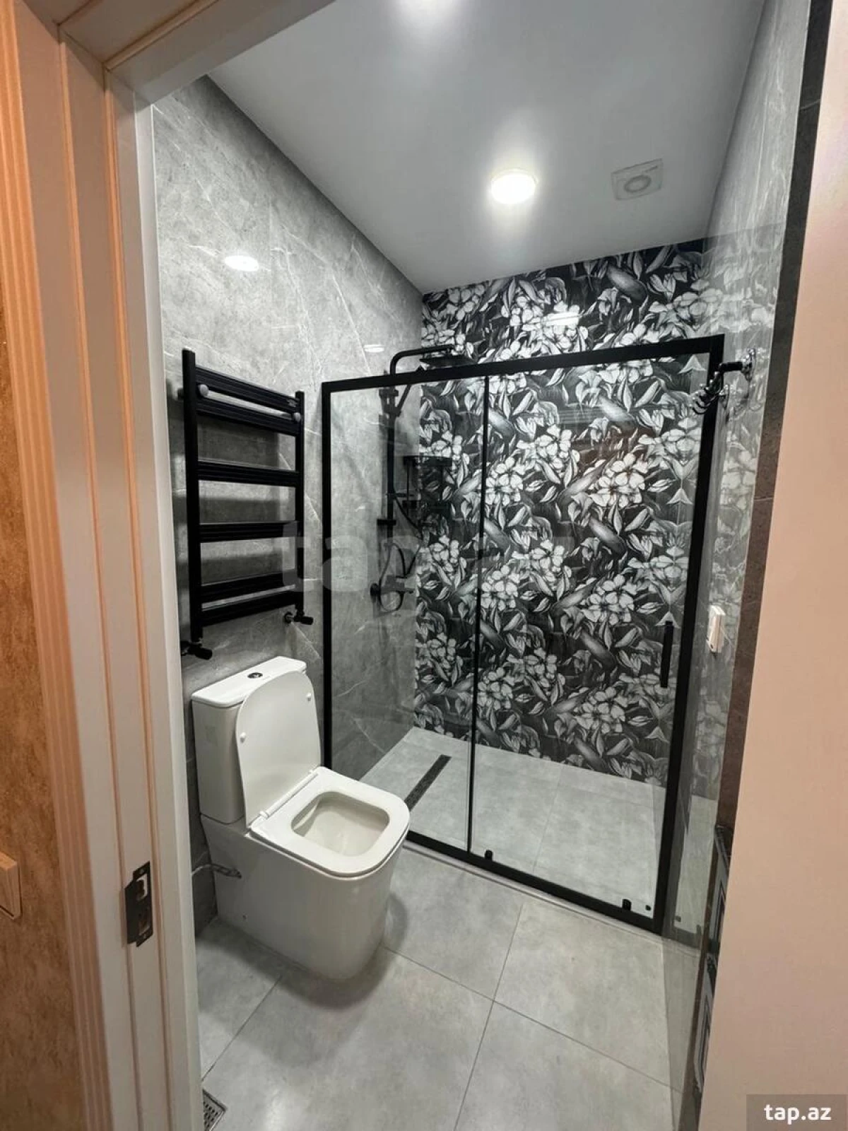 Kirayə verilir 2 otaqlı yeni tikili 80 m²