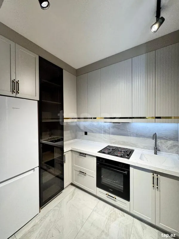 Kirayə verilir 2 otaqlı yeni tikili 62 m²