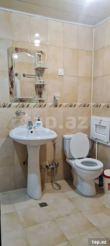 Kirayə verilir 2 otaqlı yeni tikili 90 m²