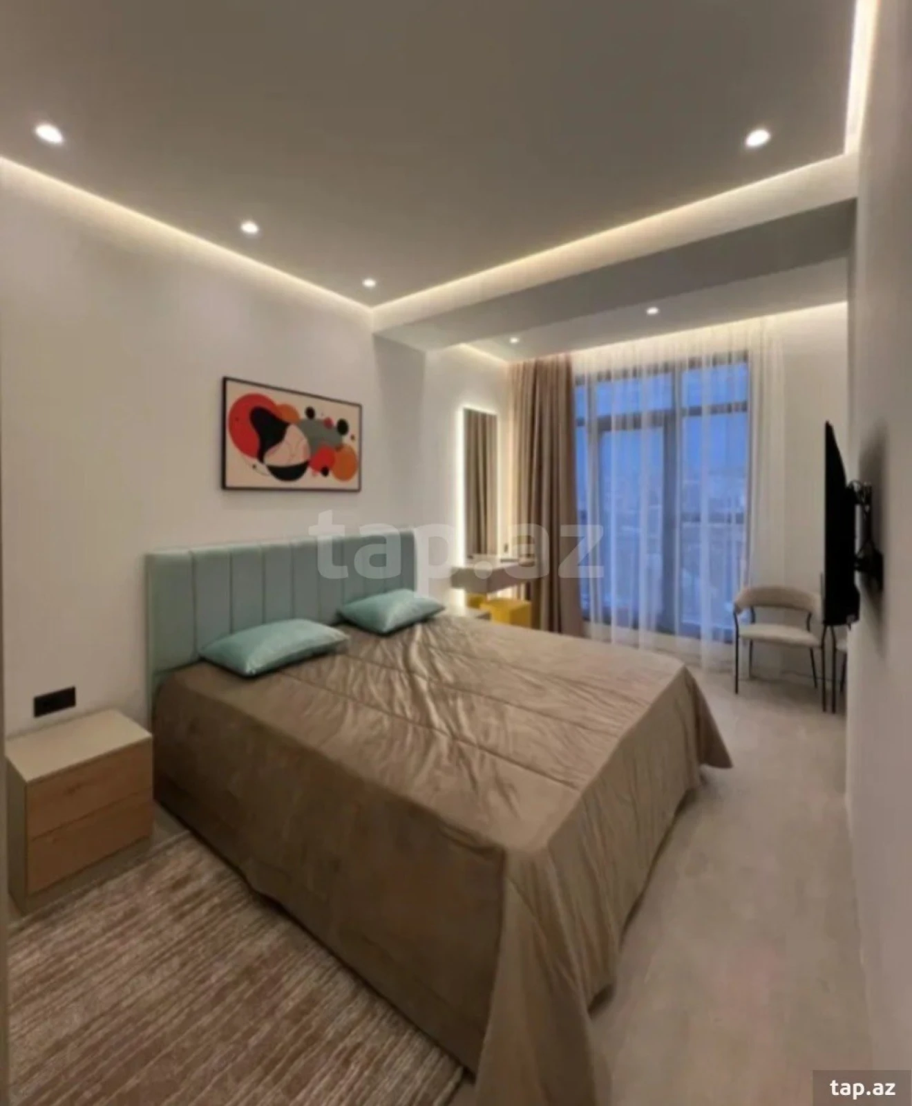 Kirayə verilir 2 otaqlı yeni tikili 65 m²