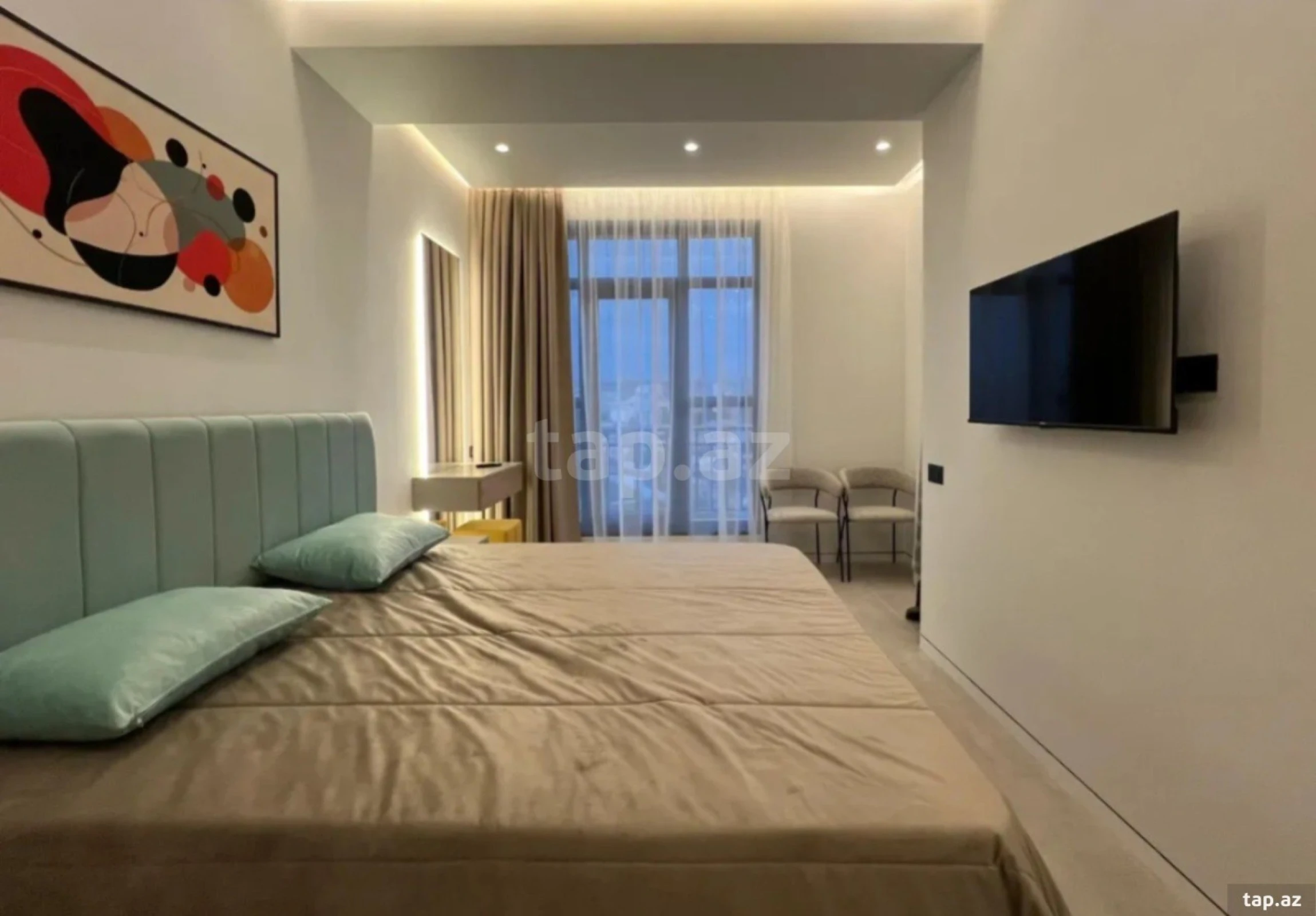 Kirayə verilir 2 otaqlı yeni tikili 65 m²