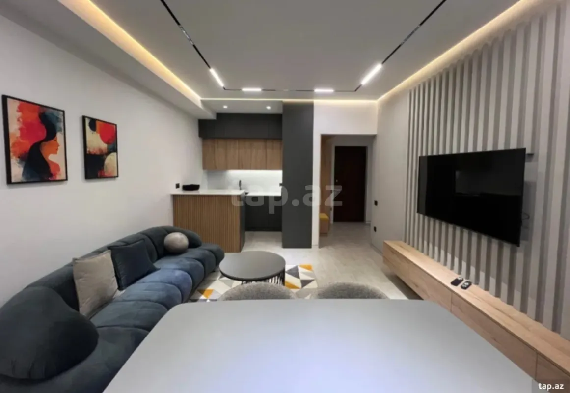 Kirayə verilir 2 otaqlı yeni tikili 65 m²