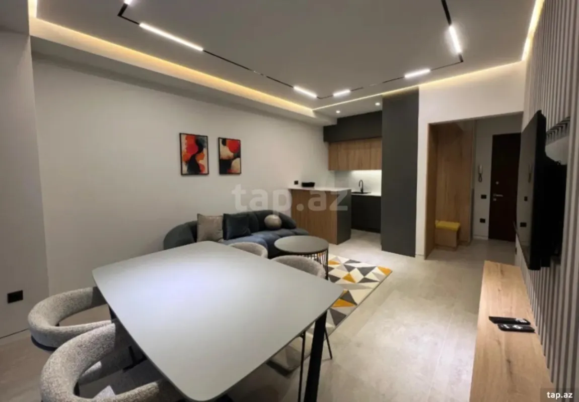 Kirayə verilir 2 otaqlı yeni tikili 65 m²