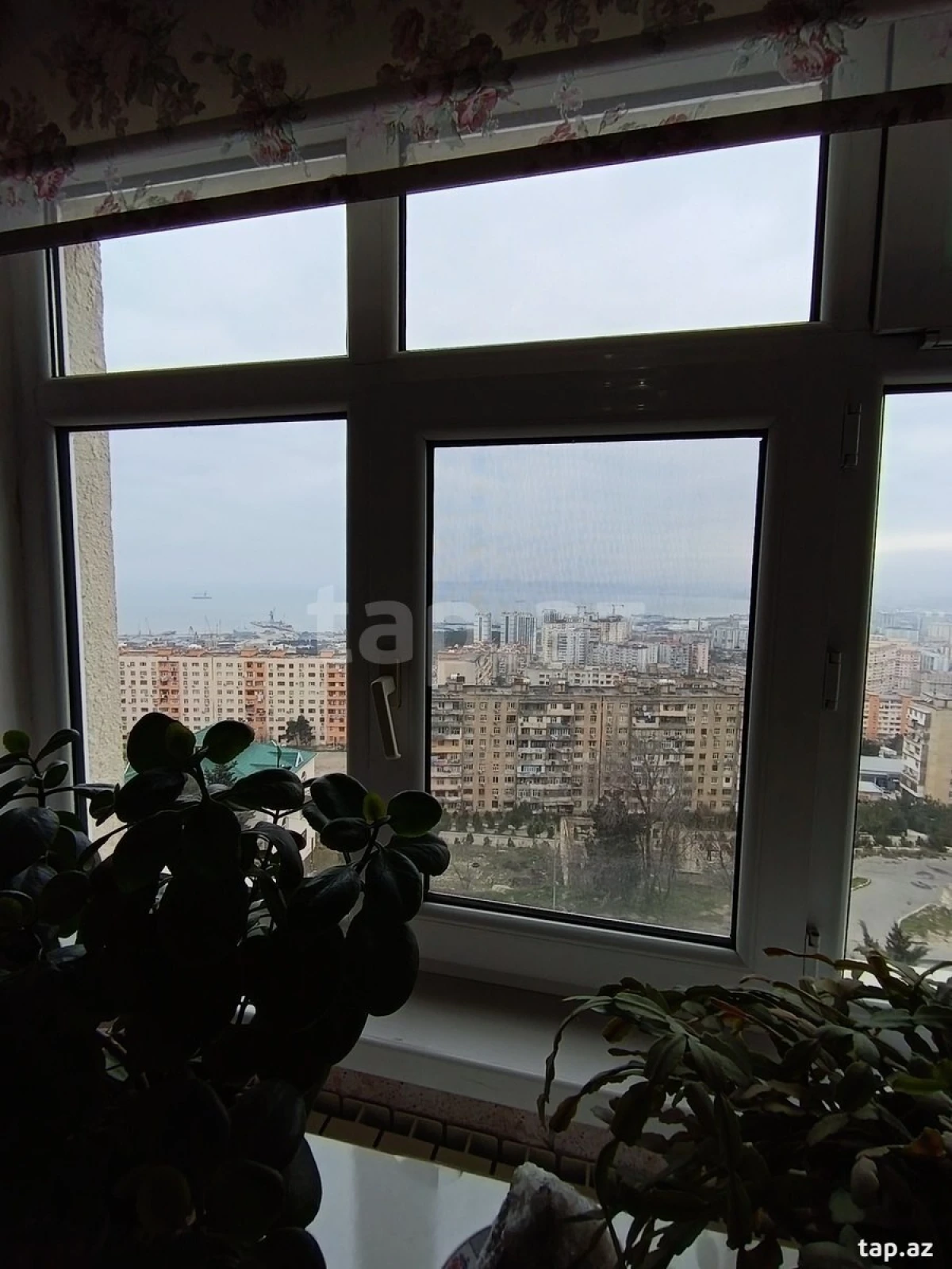 Satılır 3 otaqlı mənzil 90 m²