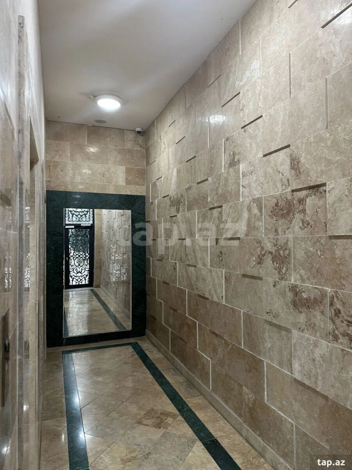 Kirayə verilir 2 otaqlı yeni tikili 90 m²