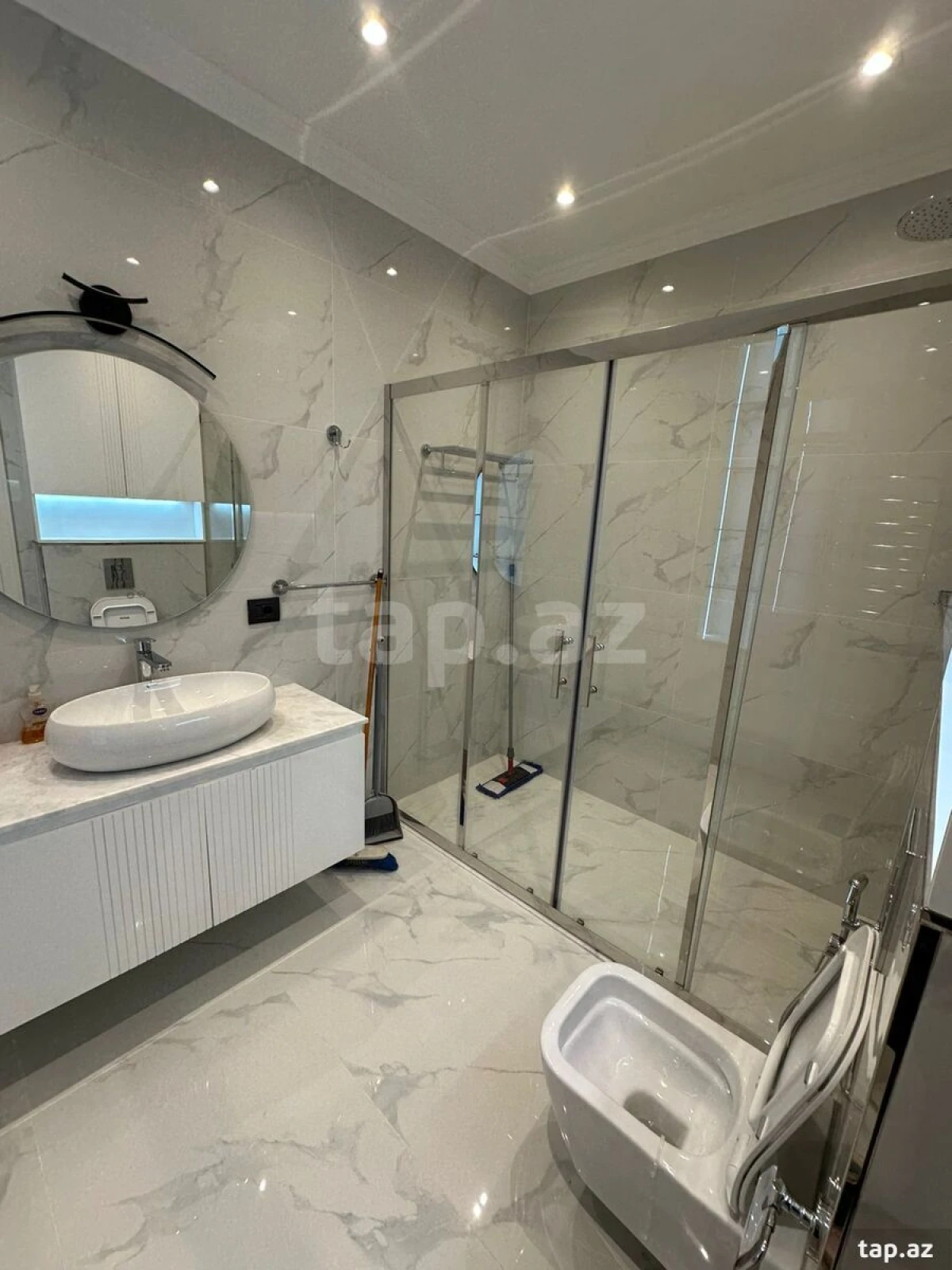 Kirayə verilir 2 otaqlı yeni tikili 90 m²