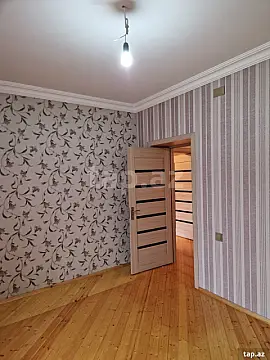 Satılır 6 otaqlı həyət evi