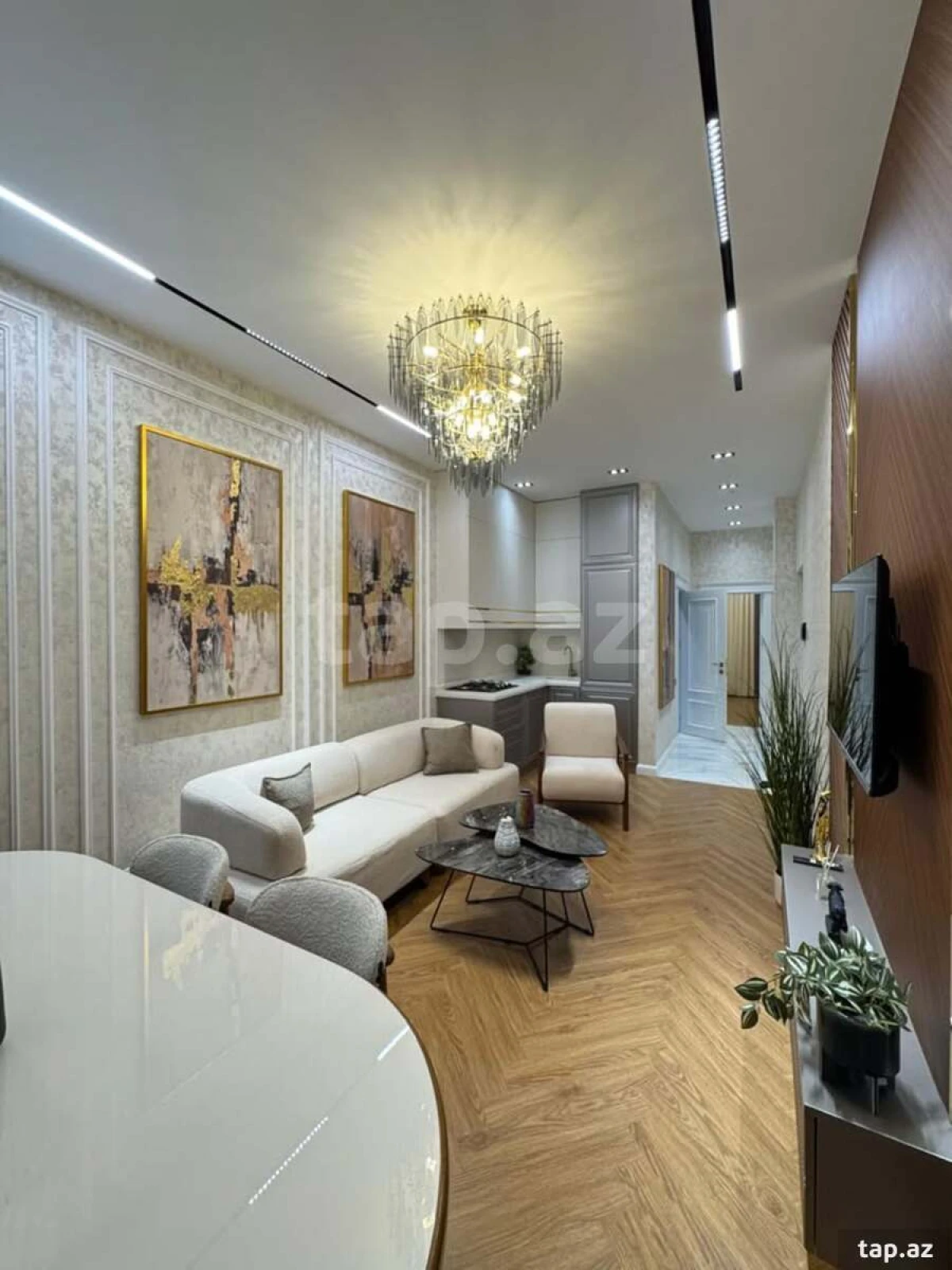 Kirayə verilir 2 otaqlı yeni tikili 79 m²