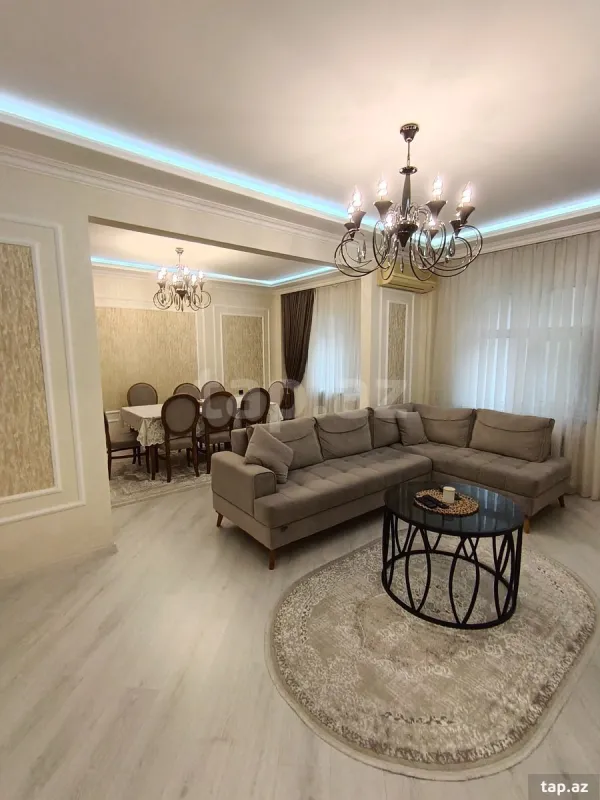 Satılır 4 otaqlı mənzil 100 m²