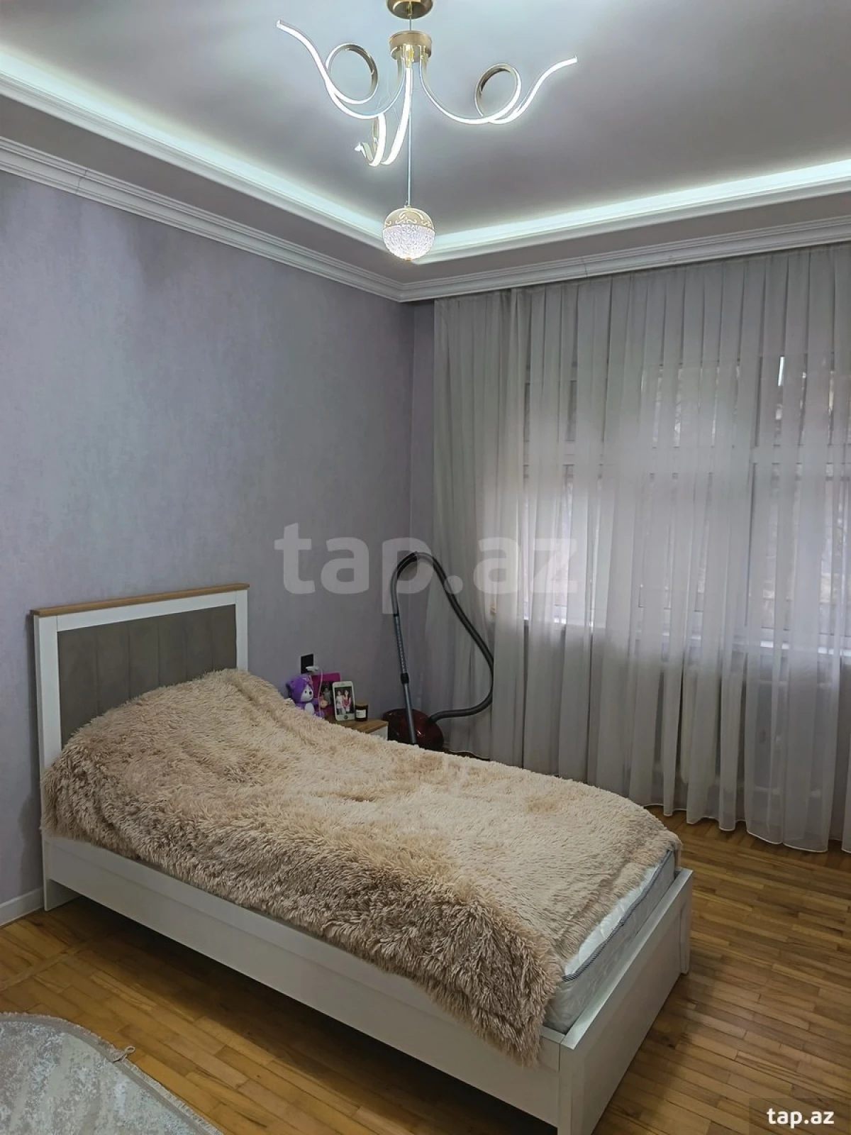 Satılır 4 otaqlı mənzil 100 m²