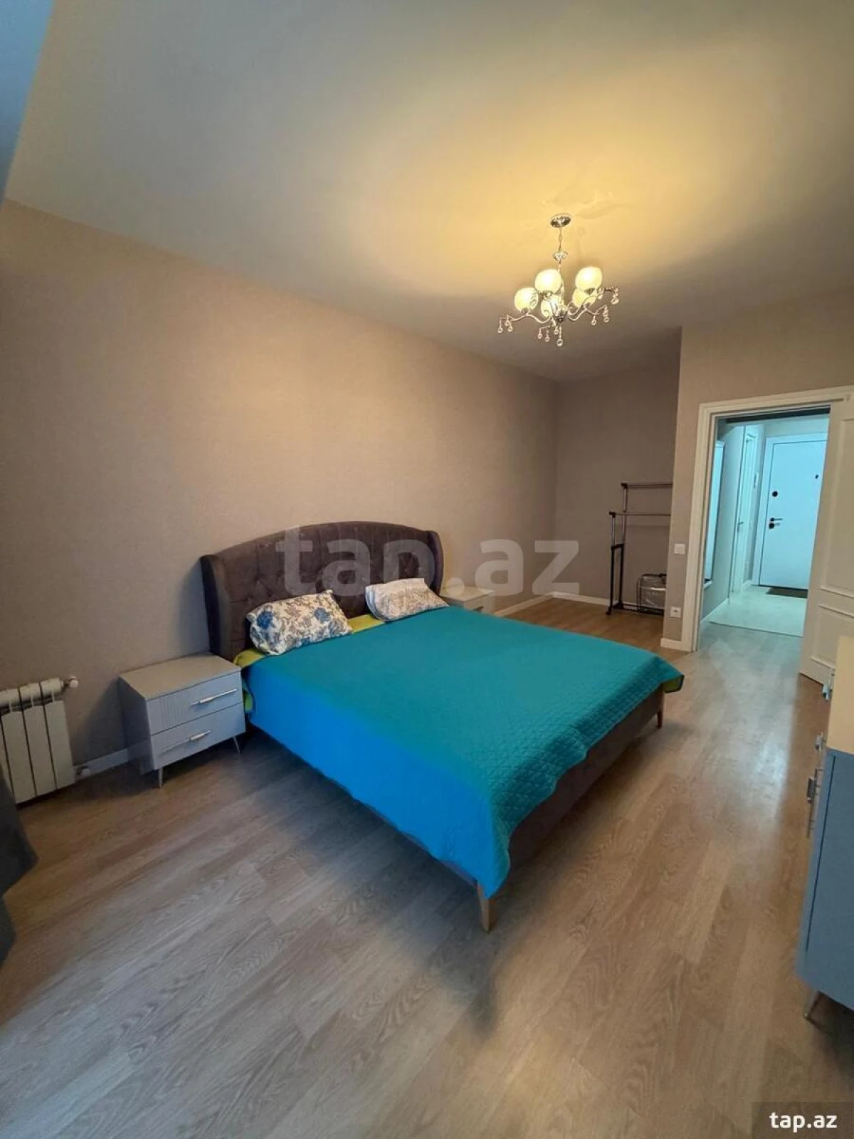 Kirayə verilir 2 otaqlı yeni tikili 70 m²