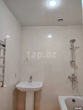 Kirayə verilir 3 otaqlı yeni tikili 85 m²