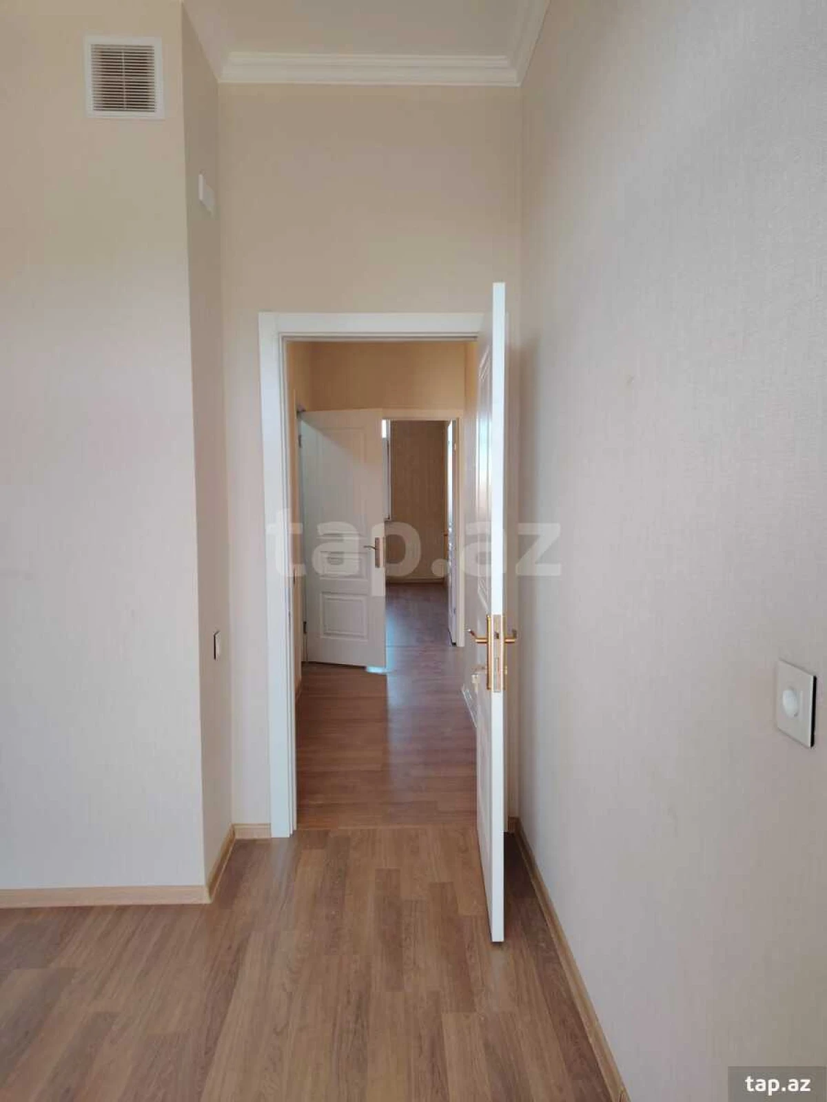 Kirayə verilir 3 otaqlı yeni tikili 85 m²