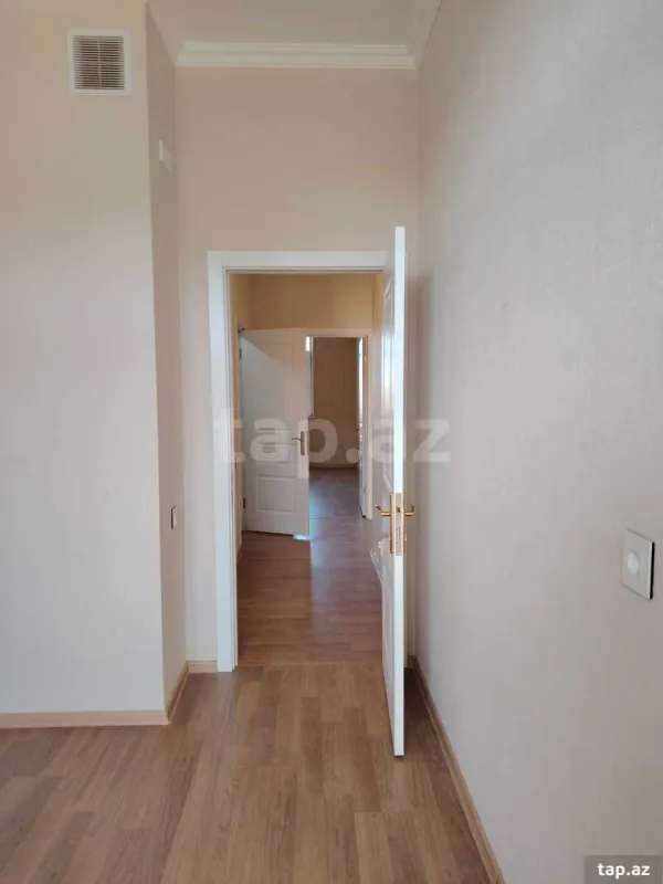 Kirayə verilir 3 otaqlı yeni tikili 85 m²