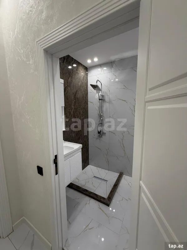 Satılır 2 otaqlı yeni tikili 50 m²