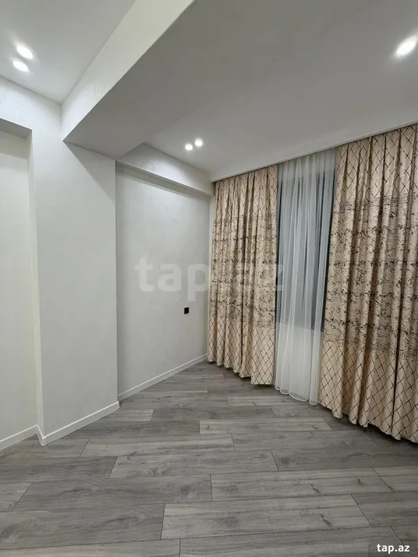 Satılır 2 otaqlı yeni tikili 50 m²