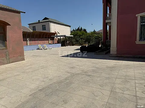 Satılır 7 otaqlı həyət evi
