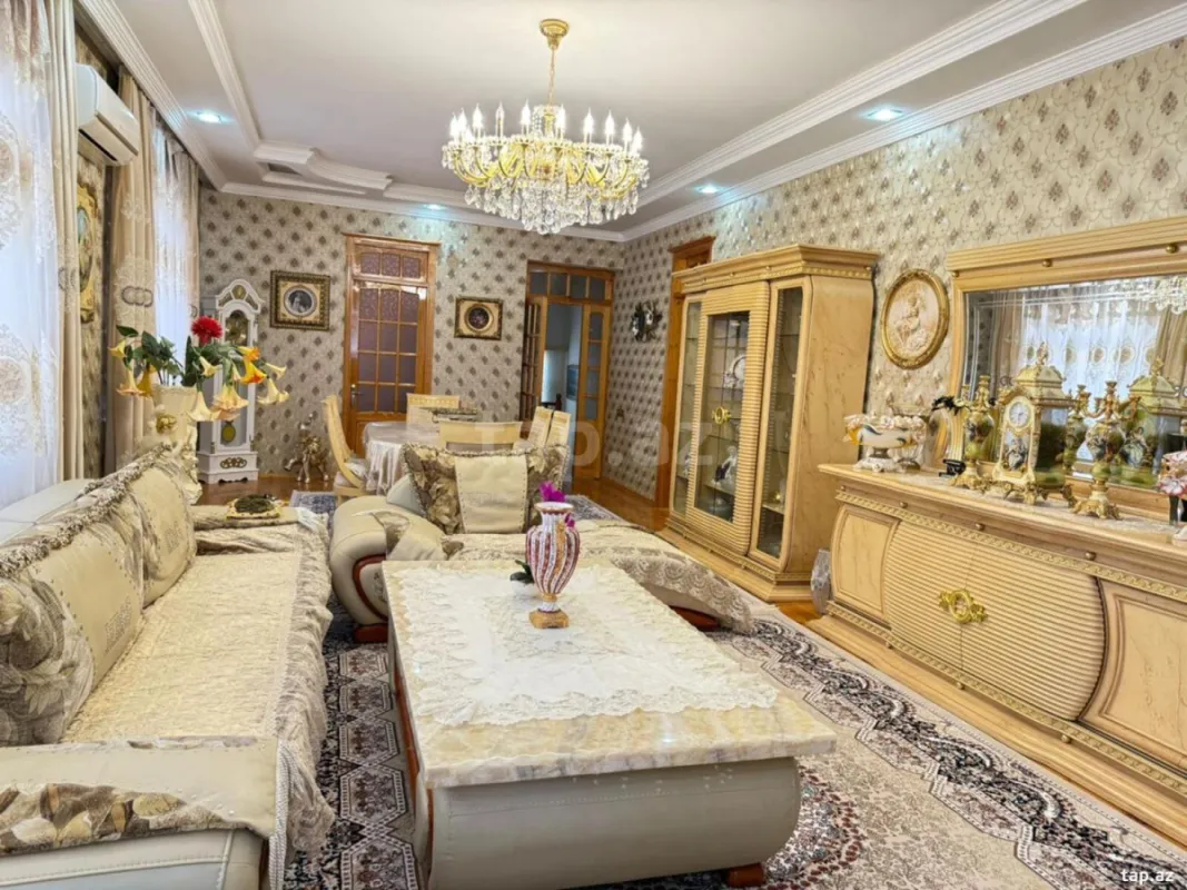 Satılır 7 otaqlı həyət evi