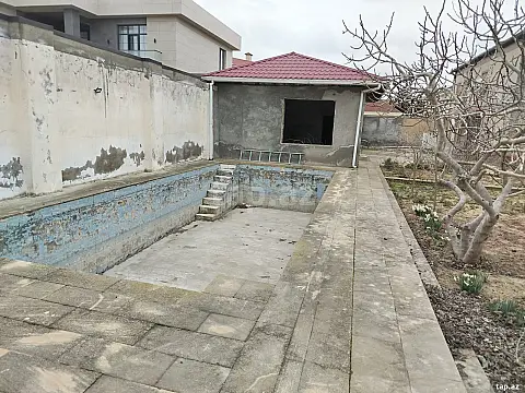 Satılır 5 otaqlı həyət evi