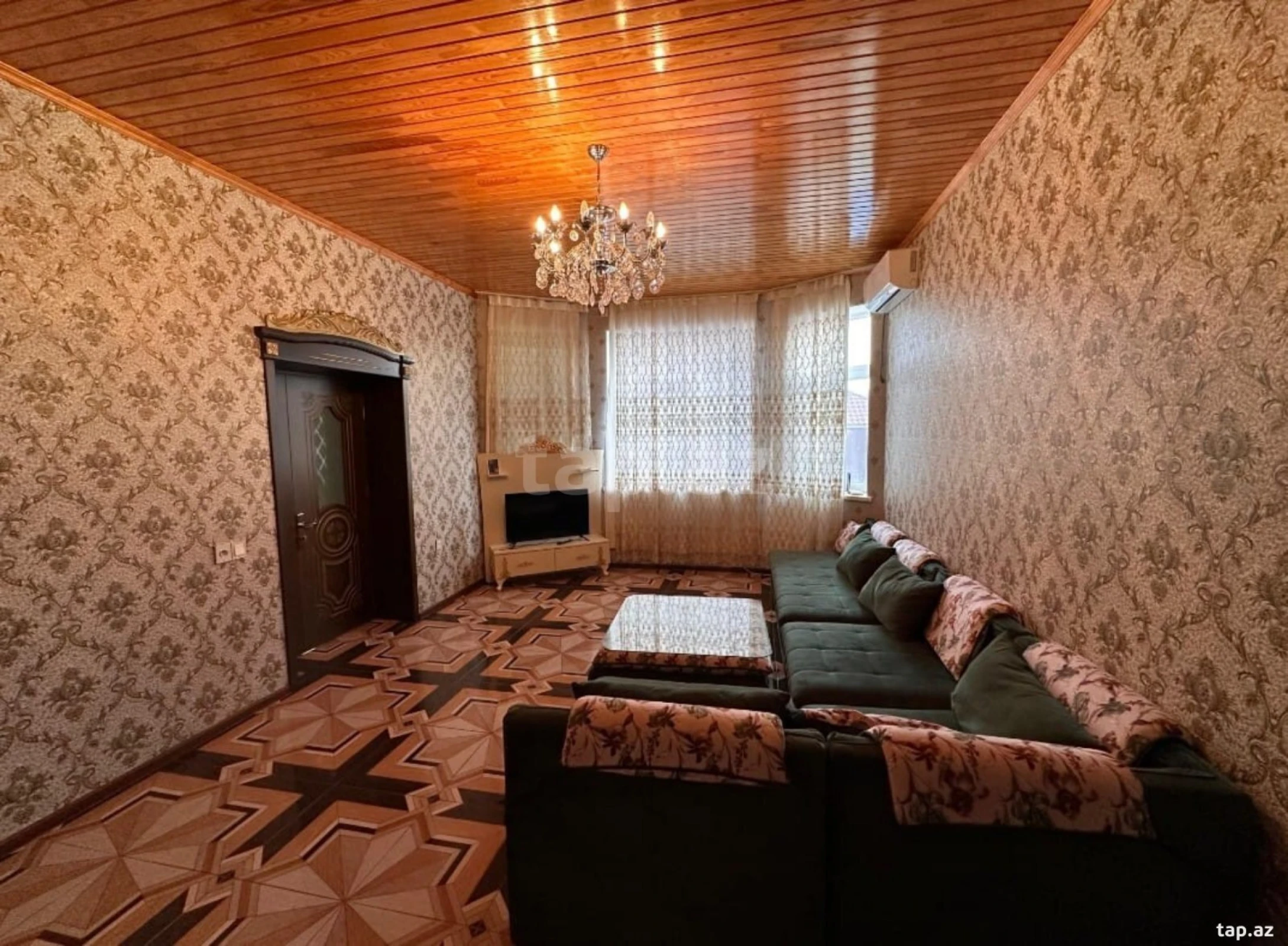 Kirayə verilir 5 otaqlı həyət evi