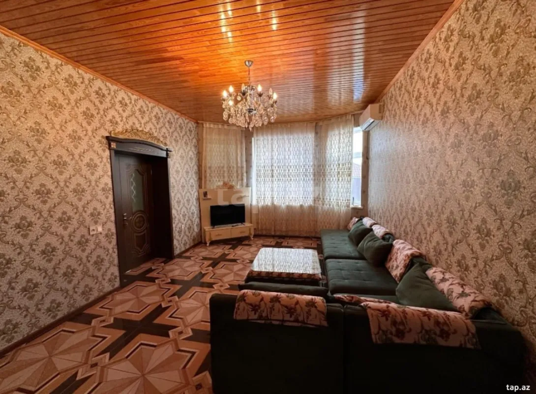 Kirayə verilir 5 otaqlı həyət evi