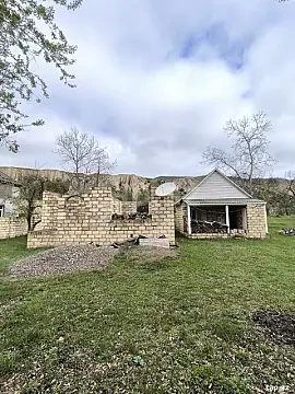 Satılır 1 otaqlı həyət evi 40 m² — Qusar 1 otaq 40.00 m²