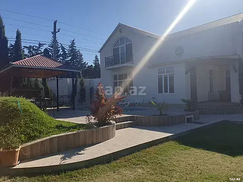 Kirayə verilir 5 otaqlı həyət evi 300 m² — Bakı, Novxanı 5 otaq 300.00 m²