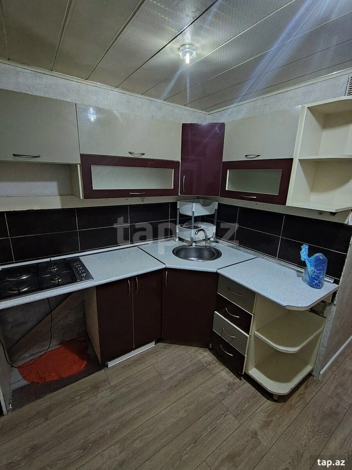 Kirayə verilir 2 otaqlı mənzil 48 m²