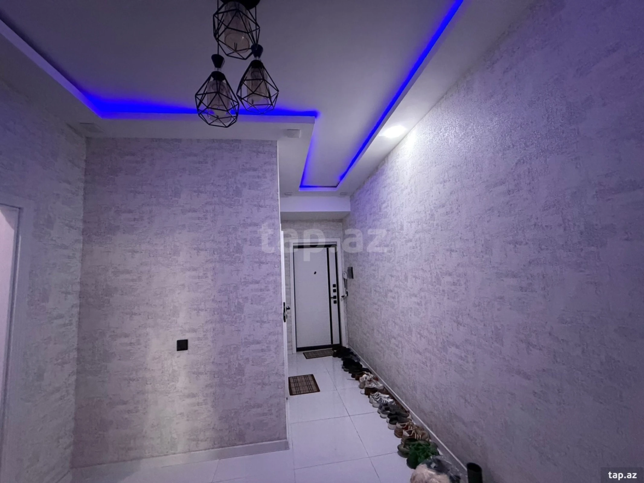 Satılır 2 otaqlı yeni tikili 67 m²