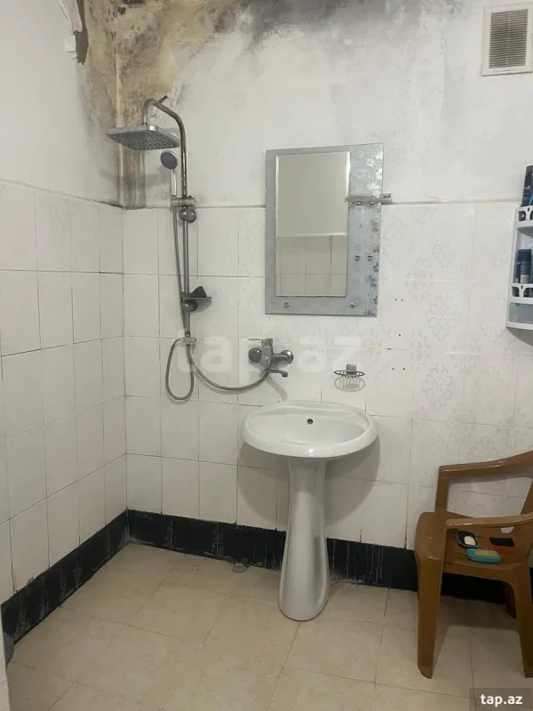 Kirayə verilir 3 otaqlı yeni tikili 102 m²