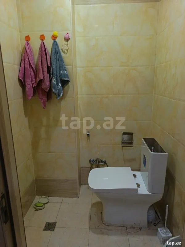 Satılır 2 otaqlı yeni tikili 75 m²