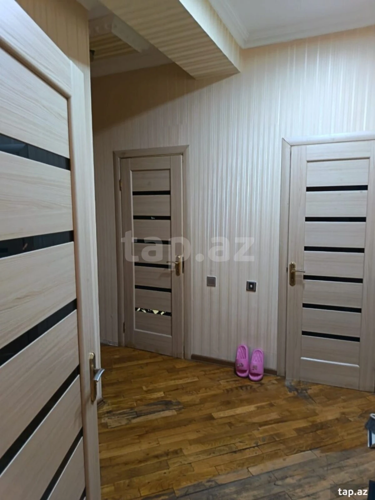 Satılır 2 otaqlı yeni tikili 75 m²